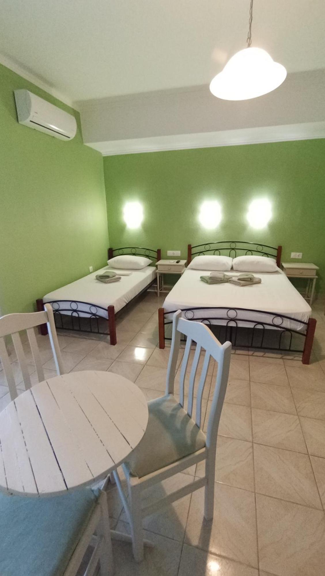 House Eugenia Sarti Apartment Room photo